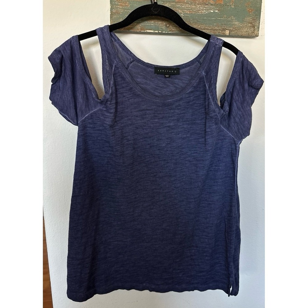 Sanctuary Blue tank top with cut-out shoulders.
